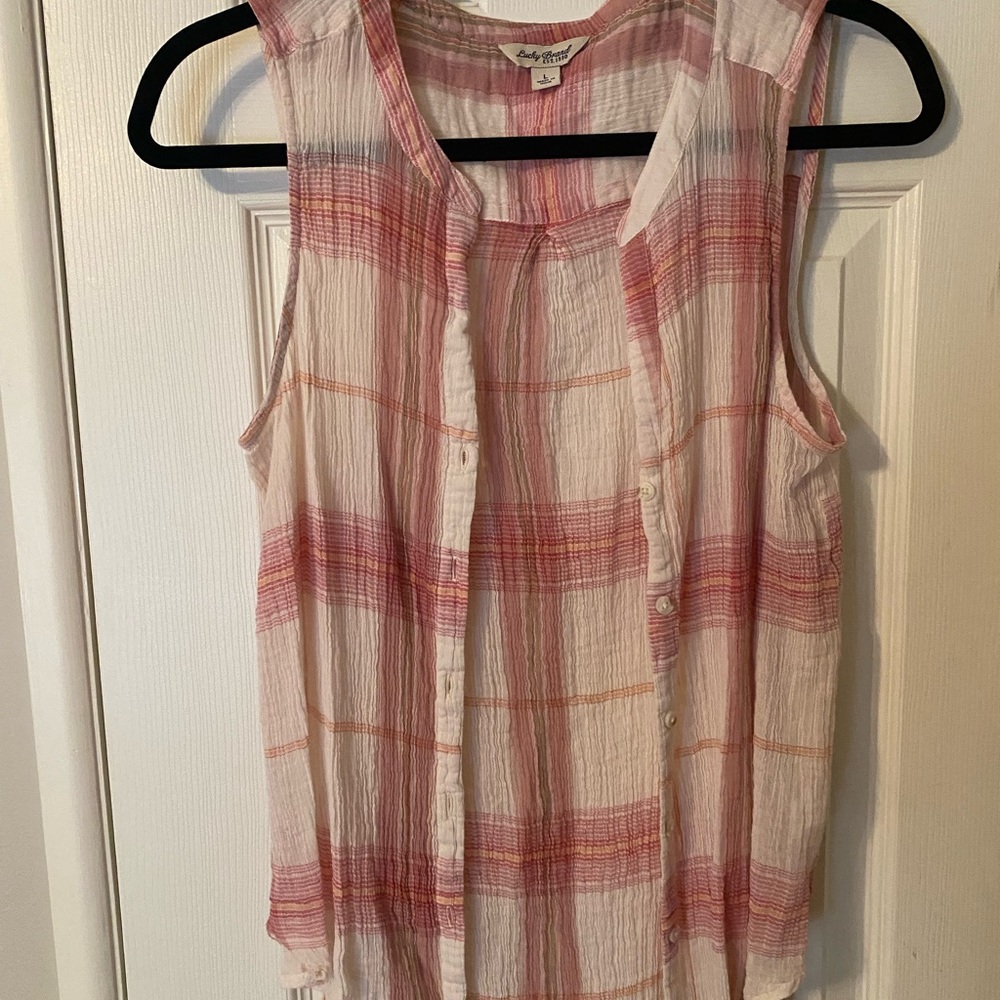 Lucky brand gauze cream and dusty rose too. Size L